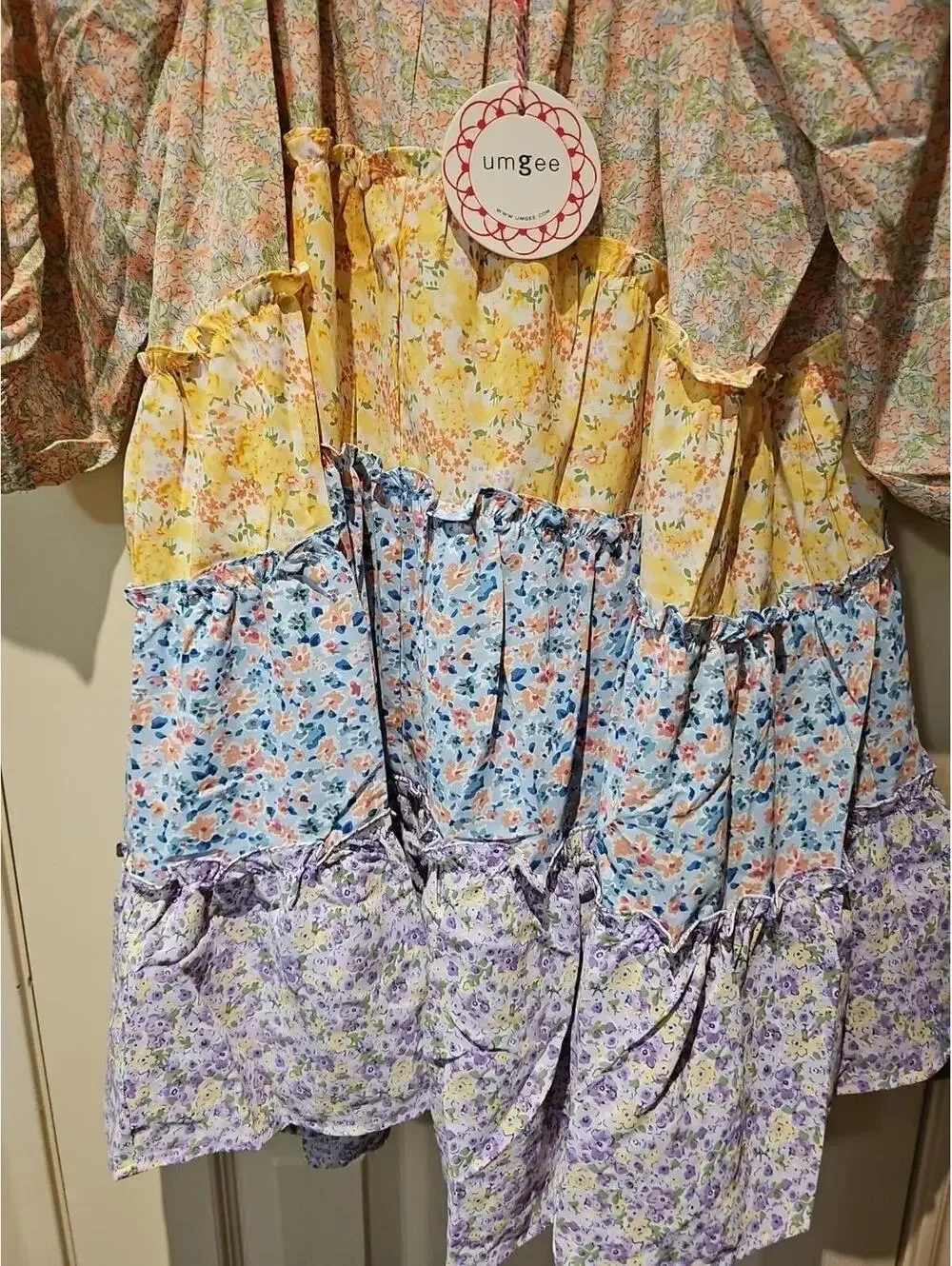 Umgee Tiered Floral Dress With Tie Back Size M. NWT - Picture 2 of 10